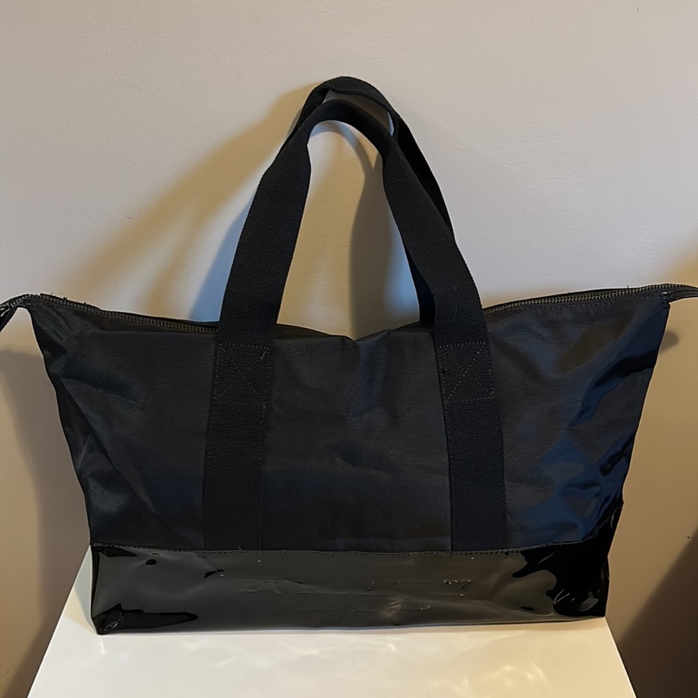 BURBERRY FRAGRANCE TRAVEL BAG